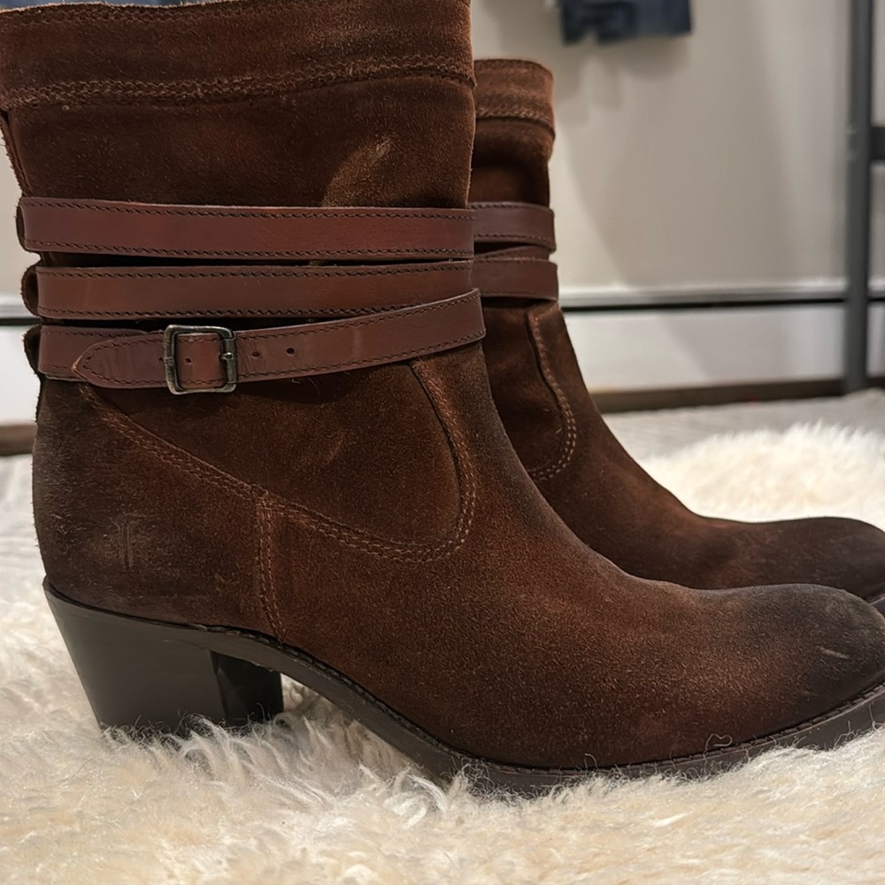 Frye Boots Jane Strappy Short size 7.5